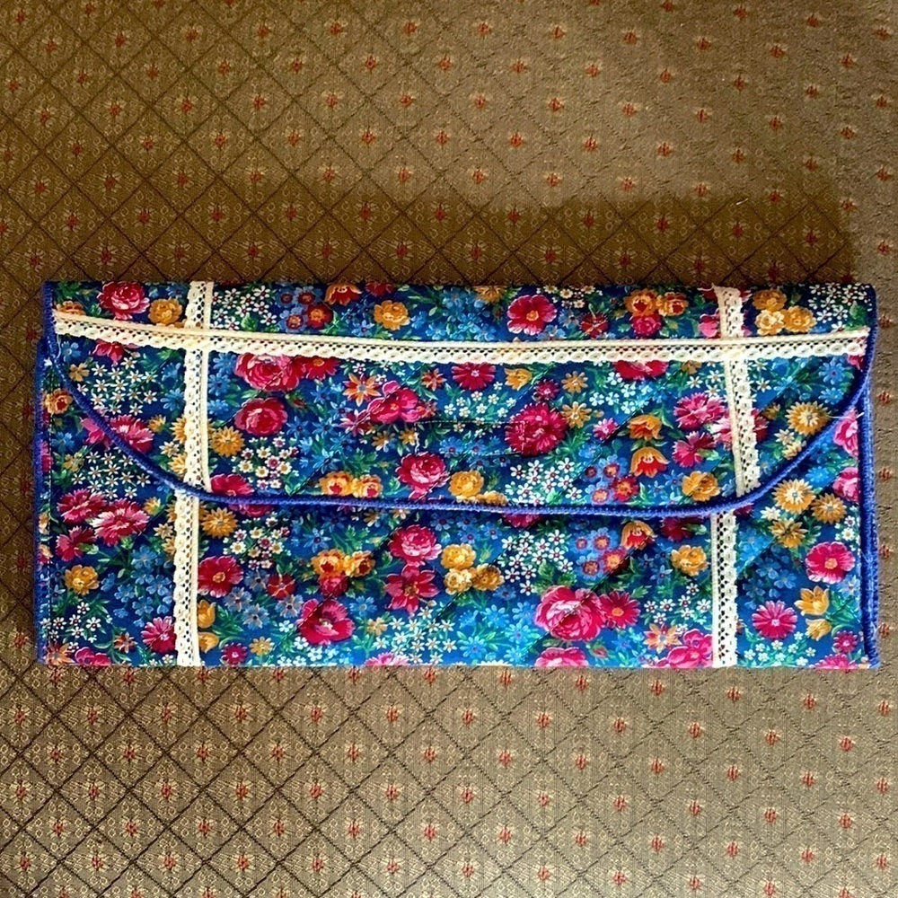 Vintage quilted fabric country floral envelope pouch travel bag handmade